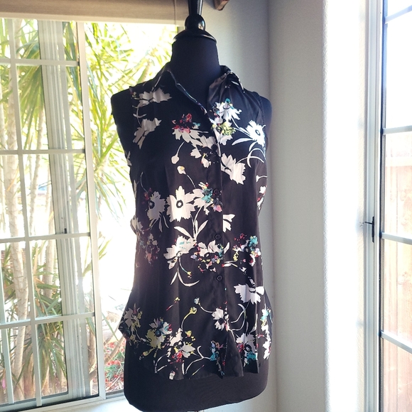 🍒NWOT🍒 JESSICA SIMPSON CUT OUT BACK SLEEVELESS - Picture 1 of 5